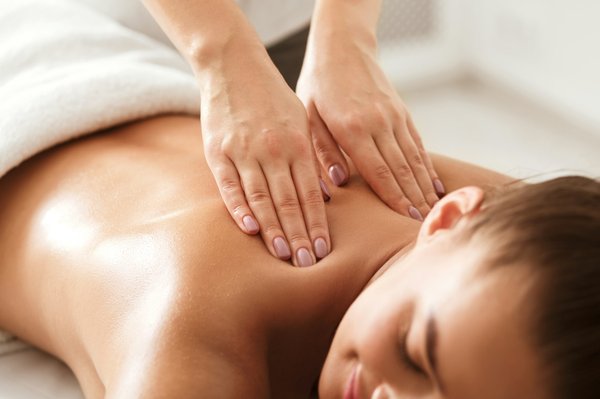 Massage thérapeutique à Fribourg : comment cela se déroule ?